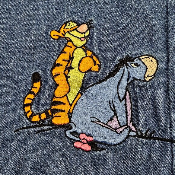 Disney Store Denim Shirt Winnie The Pooh Tigger Eeyore Piglet Embroidery Medium - Picture 6 of 9